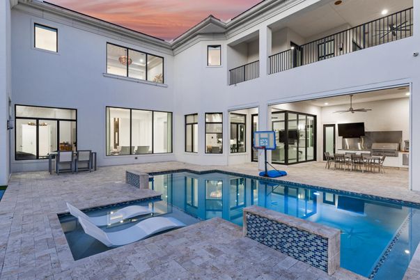 Exterior, Pool