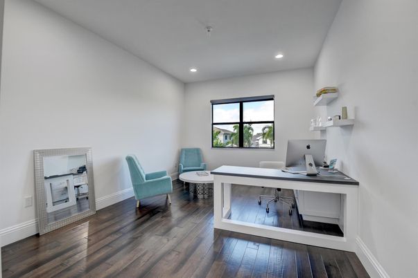 Home Office, Interior, Recessed Lighting, Wood Texture Flooring