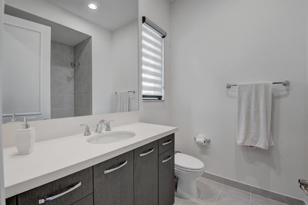 Bathroom, Interior, Recessed Lighting