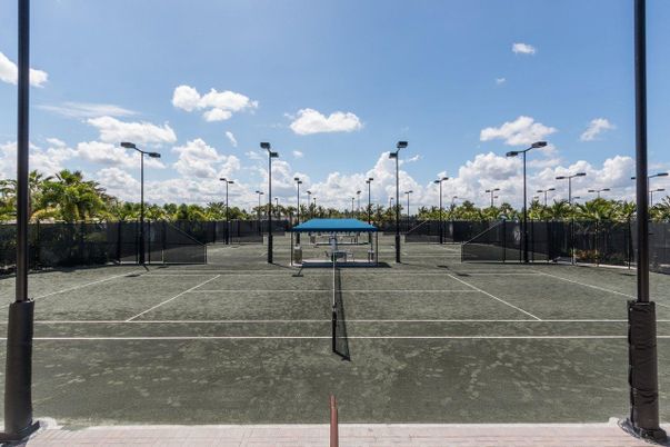 Exterior, Tennis Courts