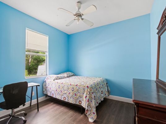 Bedroom, Home Office, Interior, Wood Texture Flooring