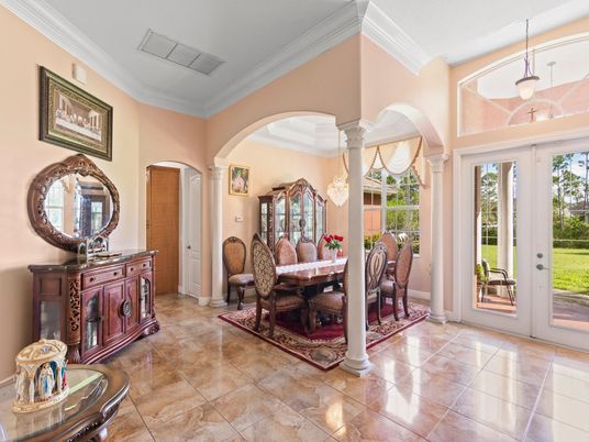 Chandelier, Dining room, Interior