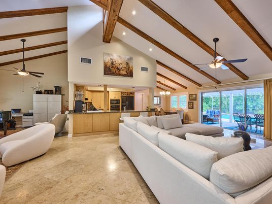 Dining room, Interior, Living room, Pendant Lights, Recessed Lighting, Wooden Beams