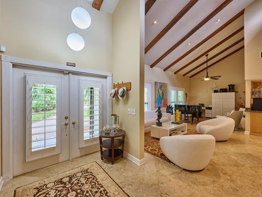 Dining room, Interior, Living room, Pendant Lights, Recessed Lighting, Wooden Beams