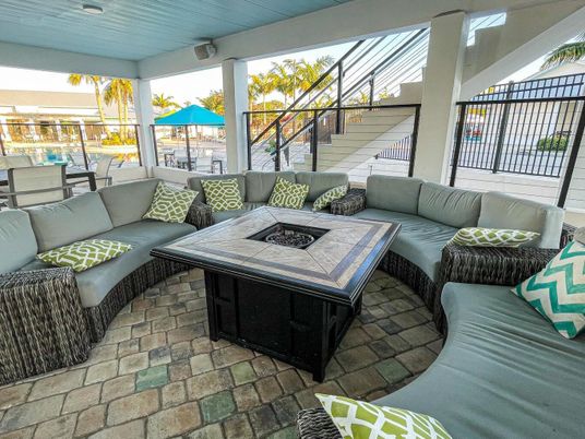 Exterior, Sun Room