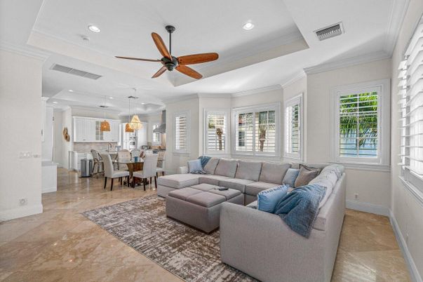Dining room, Interior, Living room, Pendant Lights, Recessed Lighting