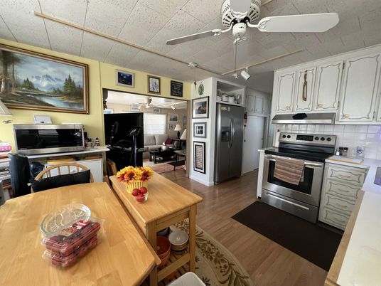 Dining room, Interior, Kitchen, Stainless Steel Appliances, Wood Texture Flooring