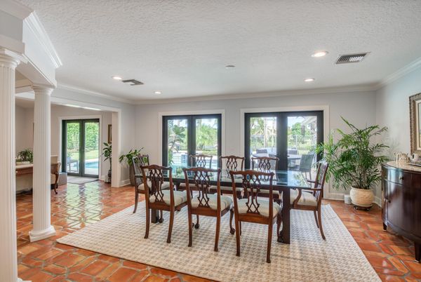 Dining room, Interior, Recessed Lighting