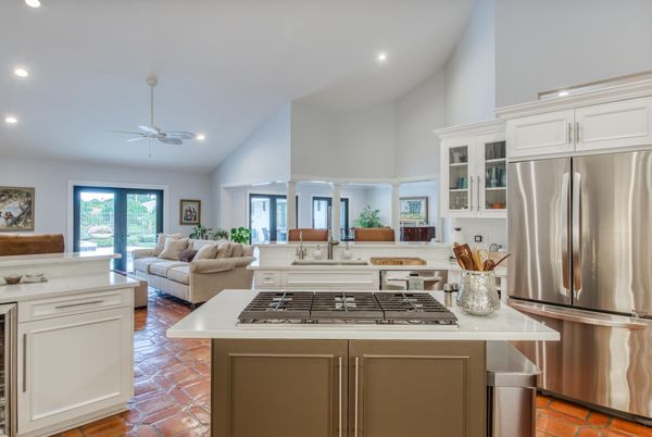 Interior, Kitchen, Living room, Recessed Lighting, Stainless Steel Appliances