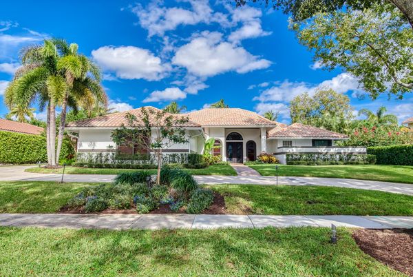 Backyard, Exterior, Facade, Mediterranean