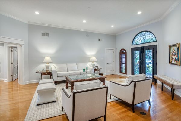 Interior, Living room, Recessed Lighting, Wood Texture Flooring