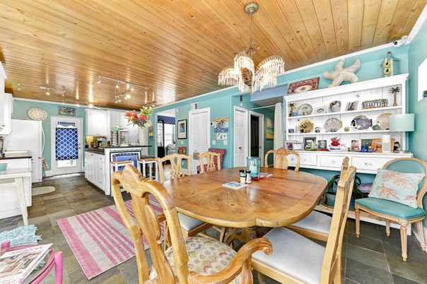 Chandelier, Dining room, Interior, Kitchen, Pendant Lights, Wooden Ceilings
