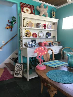 Home Office, Interior