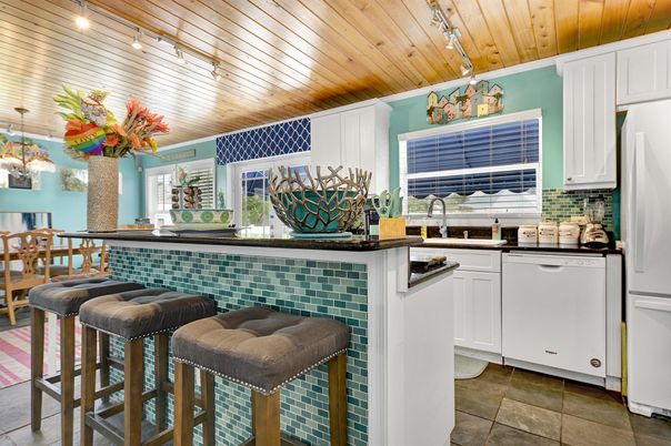 Dining room, Interior, Kitchen, Wooden Ceilings