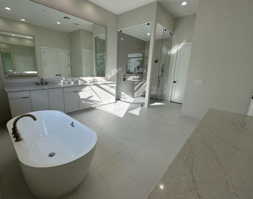 Bathroom, Dual Sink Vanities, Free Standing Baths, Interior, Recessed Lighting