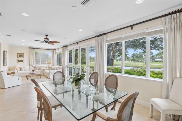 Dining room, Interior, Living room, Recessed Lighting