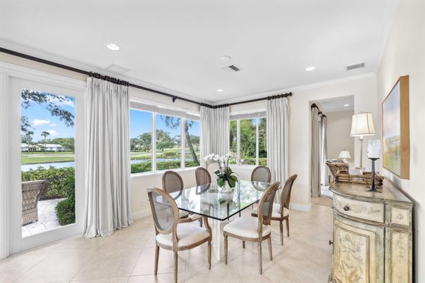 Dining room, Interior, Recessed Lighting
