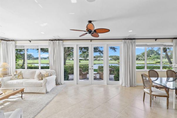 Dining room, Interior, Living room, Recessed Lighting