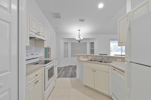Chandelier, Interior, Kitchen, Recessed Lighting, Wood Texture Flooring