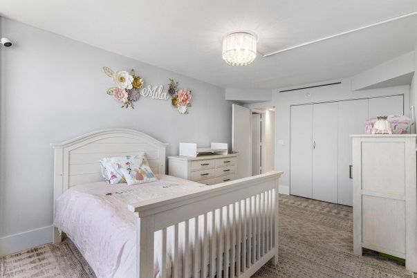 Bedroom, Chandelier, Interior