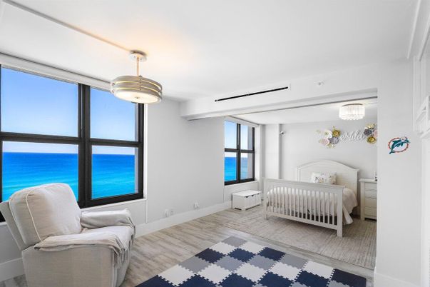 Bedroom, Interior, Water, Wood Texture Flooring