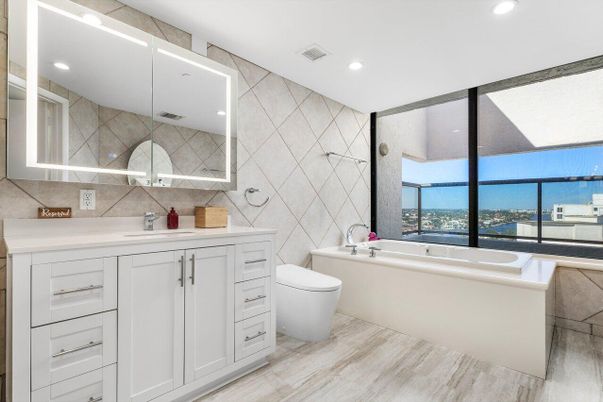 Bathroom, Interior, Recessed Lighting, Wood Texture Flooring