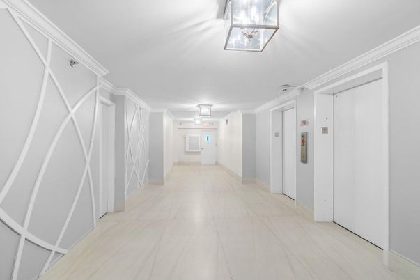 Elevator, Interior