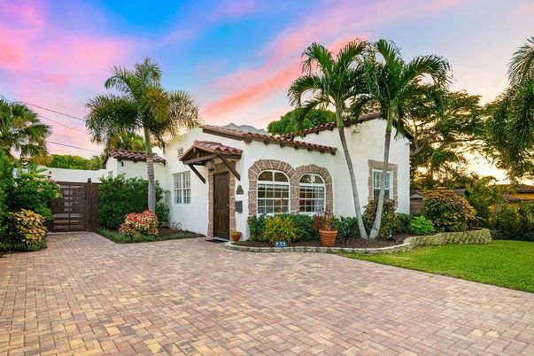 Backyard, Exterior, Facade, Spanish Mediterranean