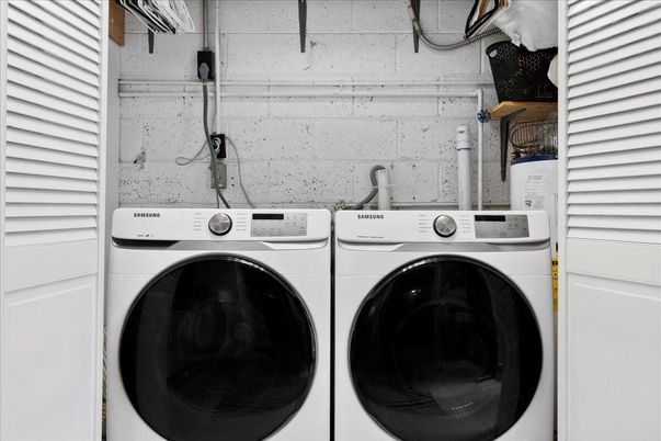 Interior, Utility Closets, Washer