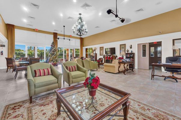 Chandelier, Dining room, Interior, Living room, Pendant Lights, Recessed Lighting