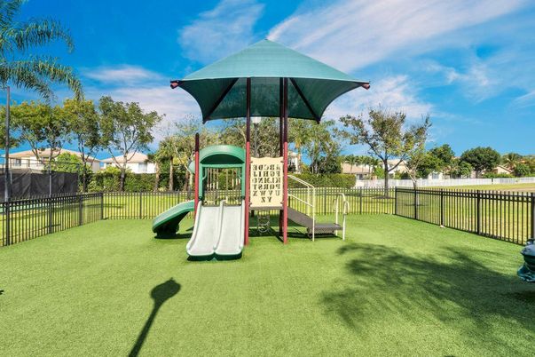 Backyard, Exterior, Playground