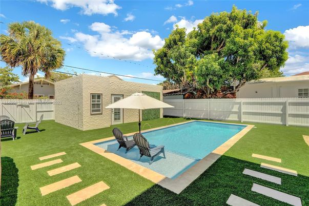 Backyard, Exterior, Pool