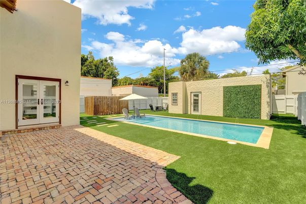 Backyard, Exterior, Pool