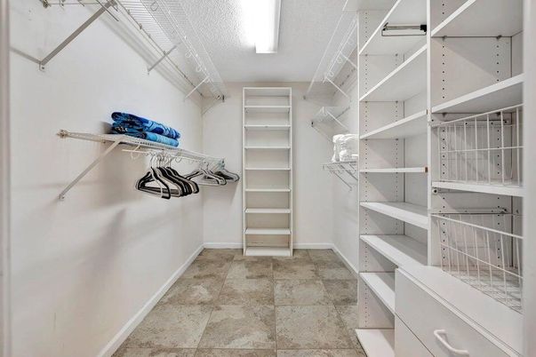 Interior, Walk-in Closets