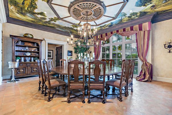 Chandelier, Dining room, Interior