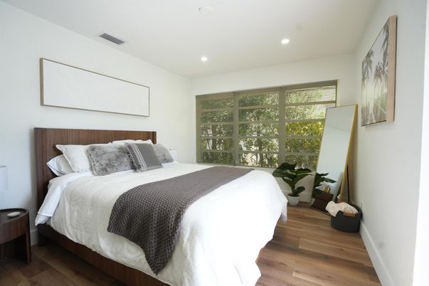 Bedroom, Interior, Recessed Lighting, Wood Texture Flooring