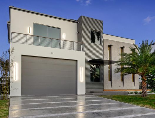 Attached, Exterior, Facade, Modern
