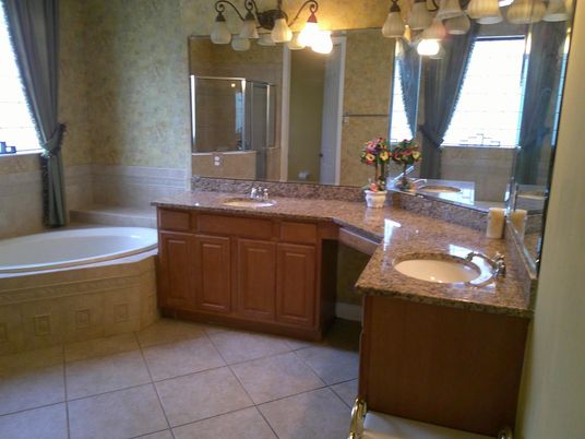Bathroom, Dual Sink Vanities, Interior
