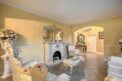 Fireplace, Interior