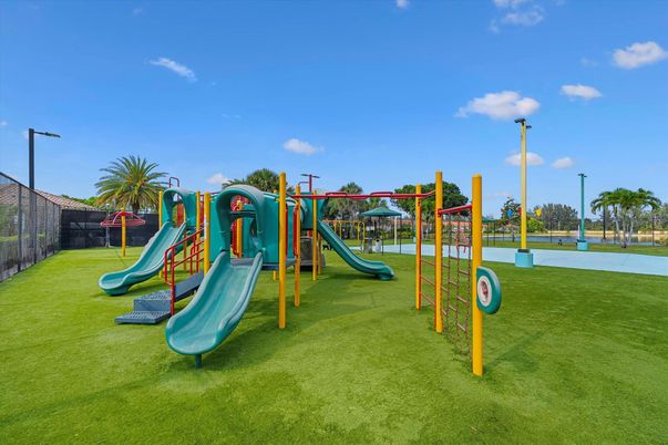 Backyard, Exterior, Playground