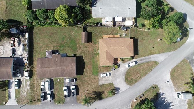 Exterior, Drone