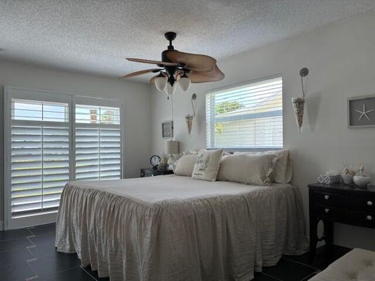 Bedroom, Interior, Pendant Lights