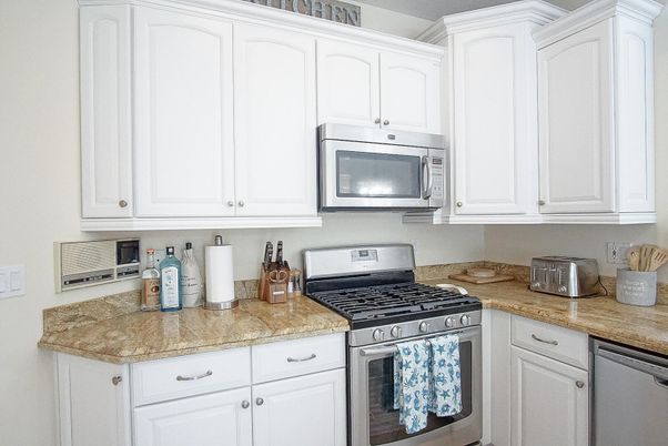 Interior, Kitchen, Stainless Steel Appliances