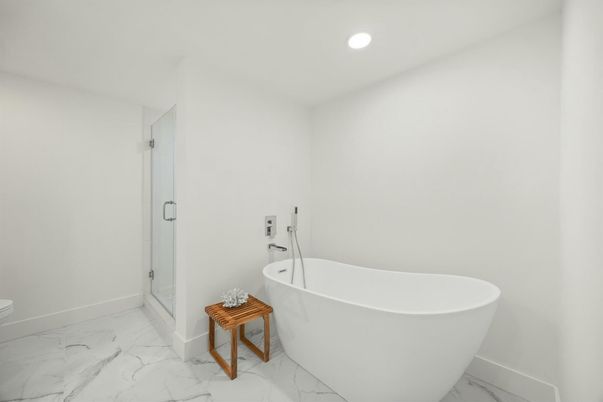 Bathroom, Free Standing Baths, Interior, Marble, Recessed Lighting