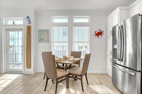 Dining room, Interior, Kitchen, Stainless Steel Appliances, Wood Texture Flooring