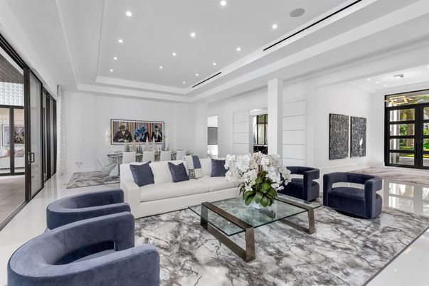 Dining room, Interior, Living room, Marble, Pendant Lights, Recessed Lighting