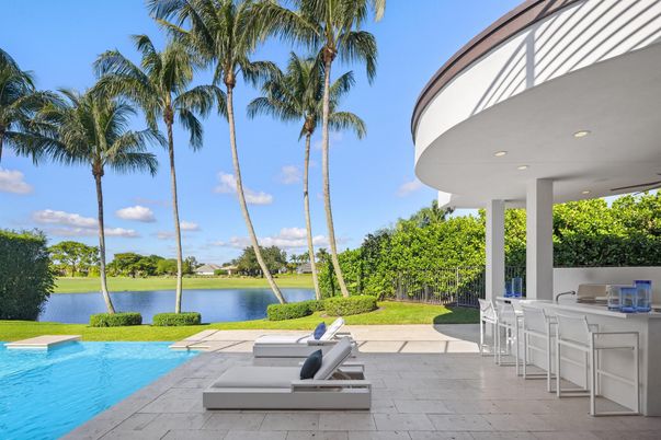 Exterior, Lake, Pool, Water