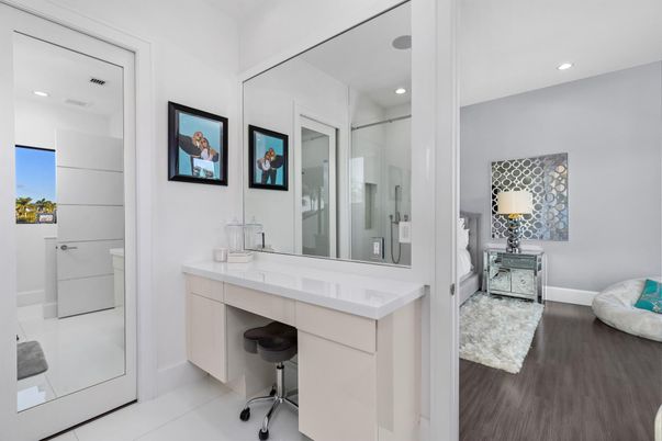 Bathroom, Interior, Recessed Lighting
