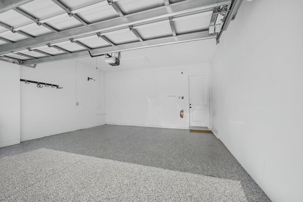 Garage, Interior