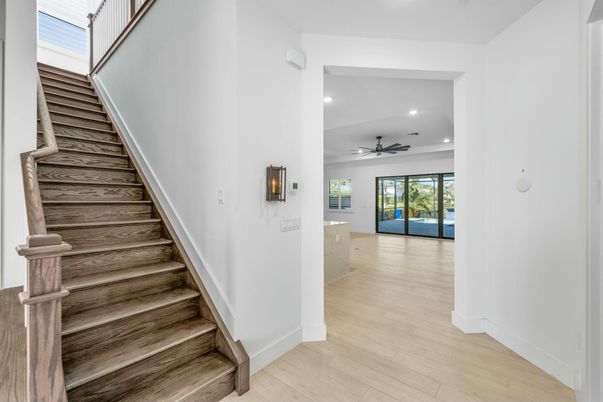 Interior, Recessed Lighting, Wood Texture Flooring